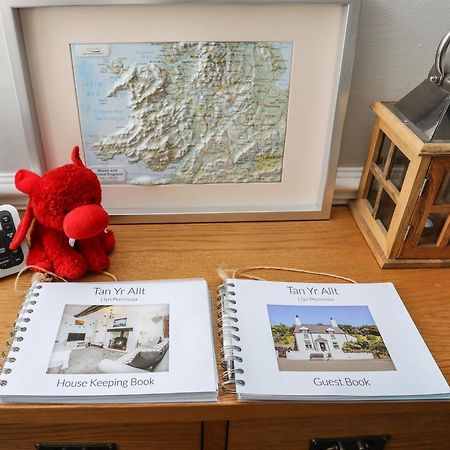 Tan Yr Allt Pwllheli Esterno foto